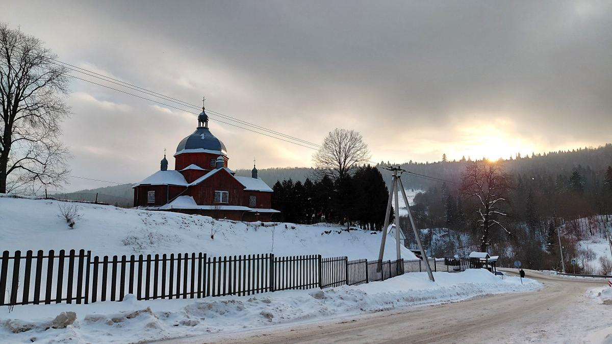 Зимова Тустань: казкові безлюдні краєвиди, але доїхати самостійно важко