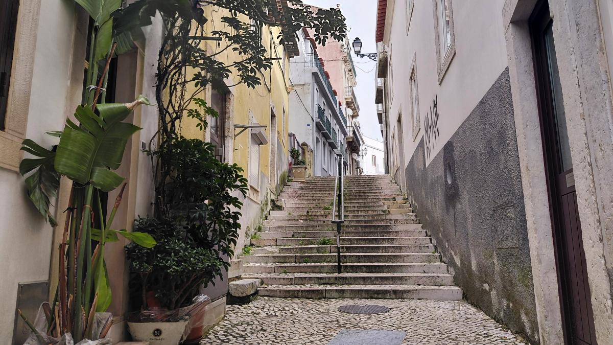 Португалія у лютому з курсом євро 52: плюси, мінуси, підводні камені