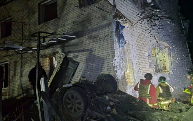 Суми піддалися авіаудару 21 лютого - зображення наслідків 1