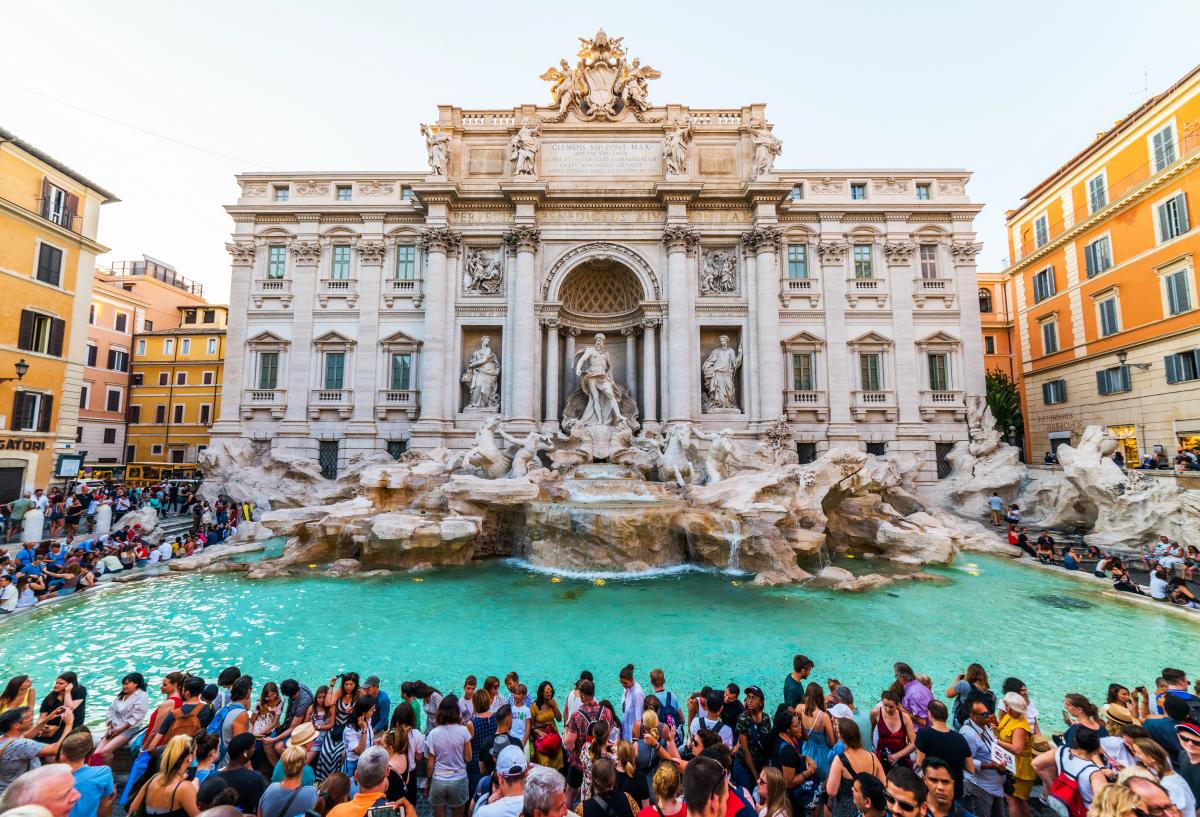 Тепер туристи можуть помилуватися одним з головних символів Риму тільки за гроші
