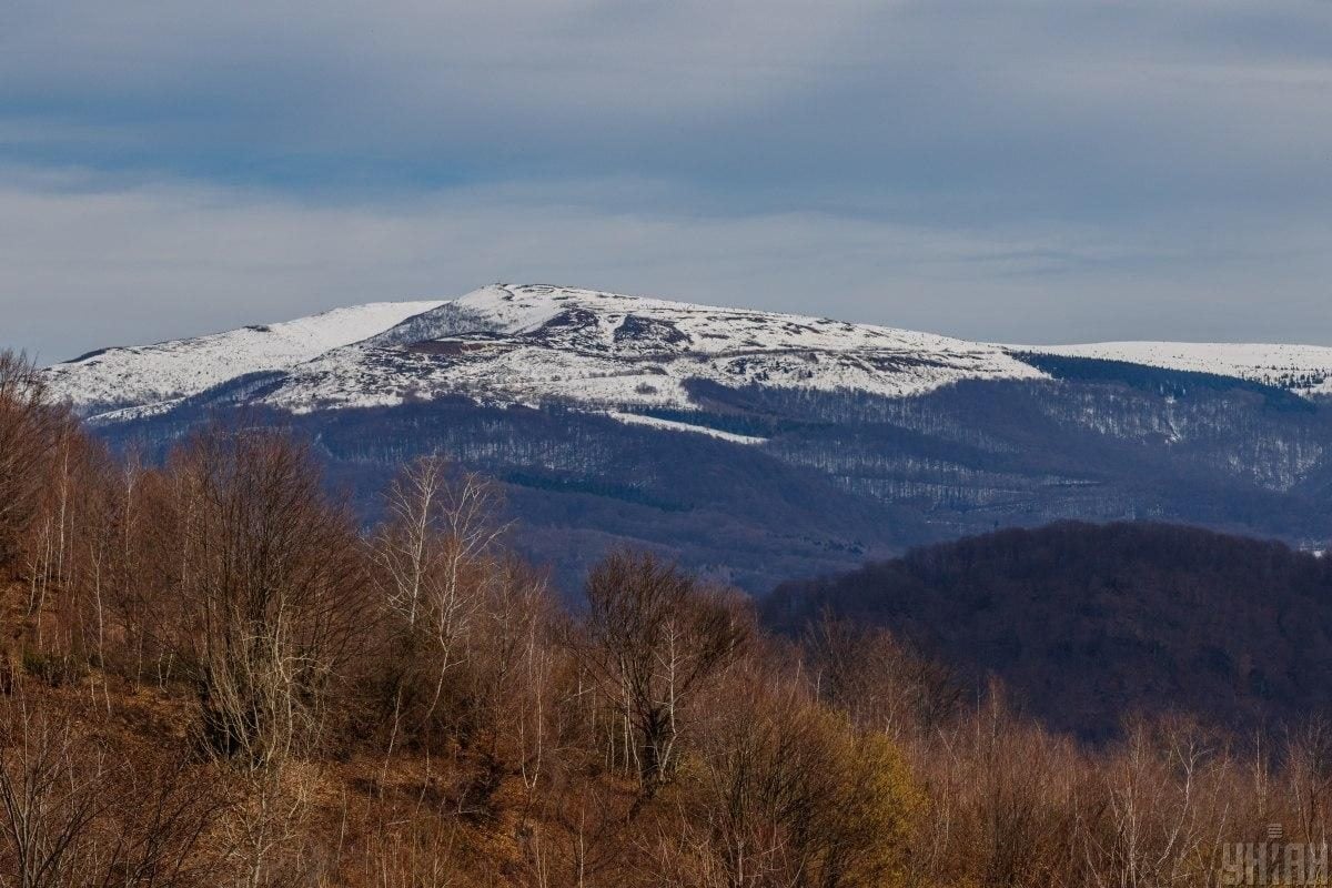 Весняні походи в Карпатах: що цікавого пропонує Полонина Руна в Закарпатті (фоторепортаж) 3 Весняний хайкінг в Карпатах: чим туристів приваблює Полонина Руна на Закарпатті (фоторепортаж)