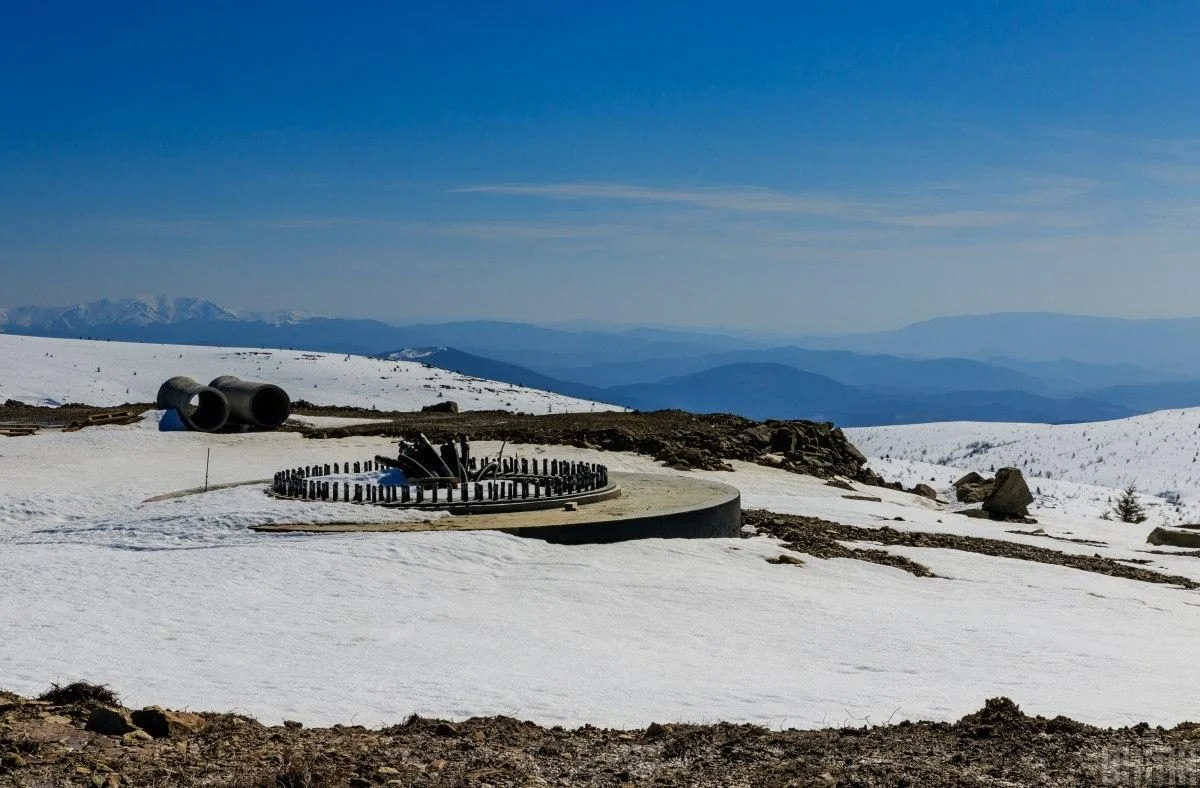 Весняні походи в Карпатах: що цікавого пропонує Полонина Руна в Закарпатті (фоторепортаж) 4 Весняний хайкінг в Карпатах: чим туристів приваблює Полонина Руна на Закарпатті (фоторепортаж)